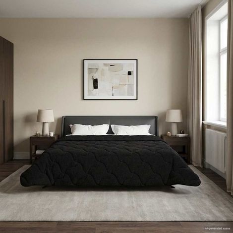 Couette d’hiver réversible 220 x 240 cm en microfibre et polaire teddy noire - PANGIVO (1/5)