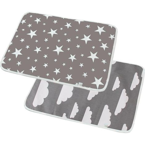 Set mit 2 waschbaren Wickelauflagen für Babys und Kleinkinder, wasserdicht, atmungsaktiv, wiederverwendbar, mit Sternen- und Wolkenmuster (1/5)