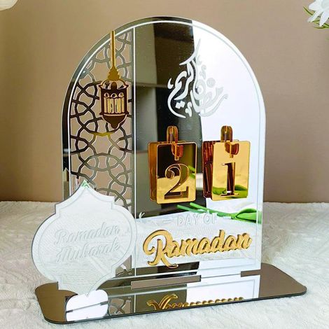 Ramadan-Kalender aus Acryl für Kinder – DIY-Kalender mit Zahlen und Mondmotiv, stabile Ramadan-Dekoration für den Wohnzimmertisch, islamische Dekoration, besonderes Geschenk für Familien (Silber + Gol