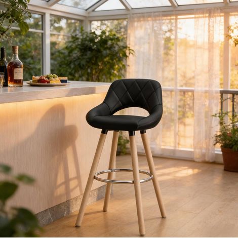 Silla de bar negra de piel sintética y madera OKMYHOME (1/5)