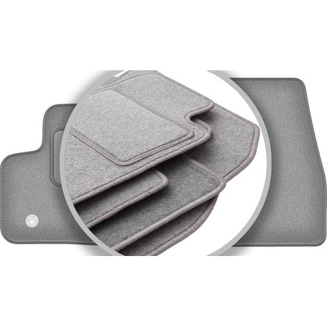 Tapis de sol gris pour fourgonnette Ford Transit Connect (2013-2017) (1/5)