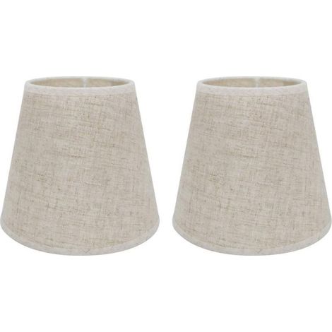Deux abat-jour en lin, compatibles avec des ampoules E14, diamètre supérieur 11 cm, hauteur 14 cm, diamètre inférieur 14 cm.