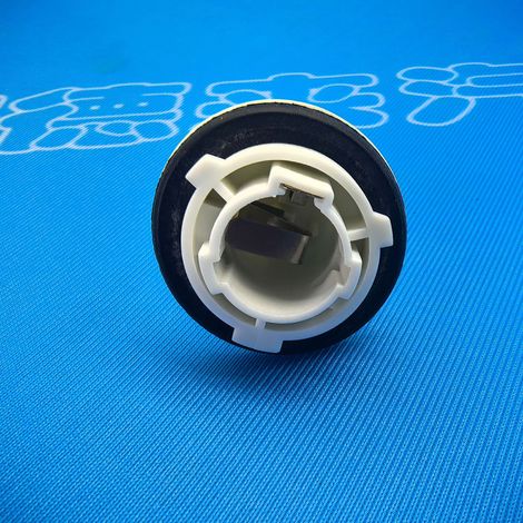 Applicable to Nissan Livina and Nissan NV200 models 2006-2012, headlight and turn signal socket 26243-CJ00A (1/4)