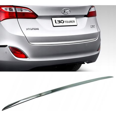 Hyundai i30 II CW - baguette chromée hayon chromé (1/5)