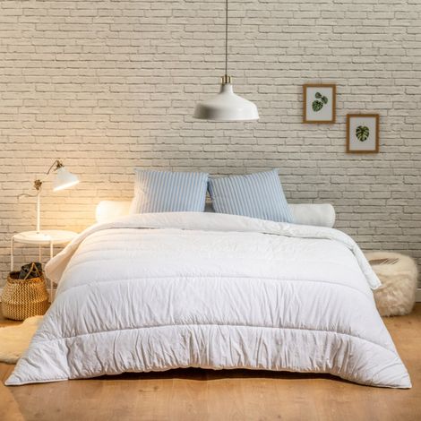 Couette légère Anti-acariens Eté - 220x240cm (1/2)