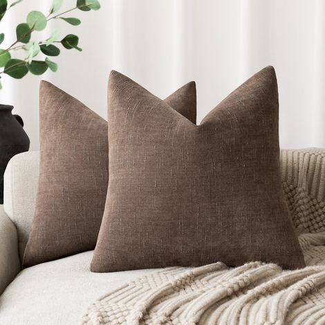 Lot de 2 housses de coussin décoratives en chenille douce texturée, couleur unie neutre, style champêtre, pour canapé, fauteuil, chambre à coucher, salon, 45 x 45 cm, chocolat (1/5)