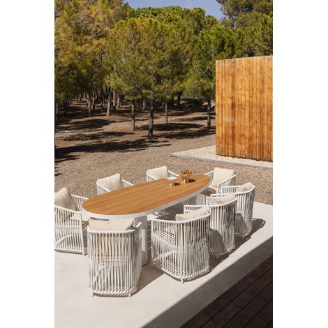 SKLUM Ovales Tischset Taneli, 260 x 110 cm, aus Aluminium und Teakholz, und 8 Gartenstühle Sophie, aus Aluminium und geflochtenem Seil Gardenia Weiß                                  