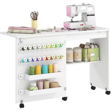 HOMCOM mesa máquina de coser plegable con puerta magnética, 2 compartimentos, estante, 18 soportes para hilos, 5 ruedas, ahorro de espacio, blanco (1/5)