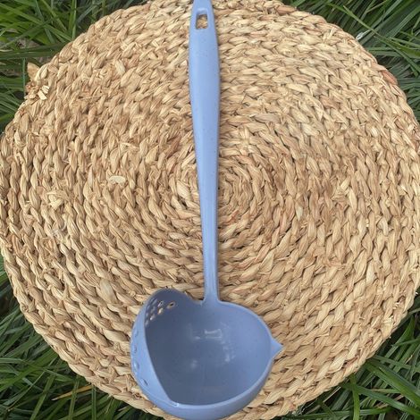Ensemble 1 pièce : Cuillère-filtre et louche à soupe 2-en-1 — Cuillère ajourée à long manche—Grand ustensile de cuisine en plastique