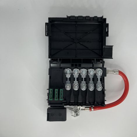 1J0937550 Volkswagen 1J0937617D Boîte à fusibles de batterie de voiture 1J0937617A