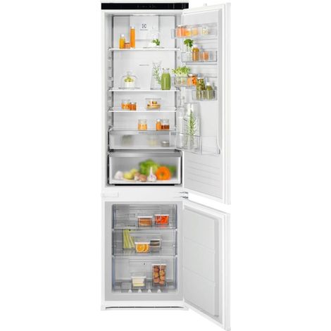 Electrolux Frigorifero Combinato Multiflow Classe D ENA7CD19S. Capacità netta totale: 269 L. Cerniera porta: Destra. Classe climatica: SN-ST, Emissione acustica: 34 dB. Capacità netta frigorifero: ...