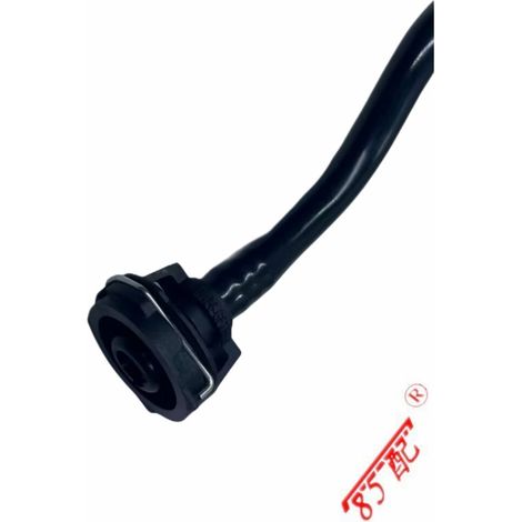 Le tuyau de radiateur 1665000875 A1665000875 Convenient auxiliary Mercedes-Benz ML, GLE and GLS. (1/4)