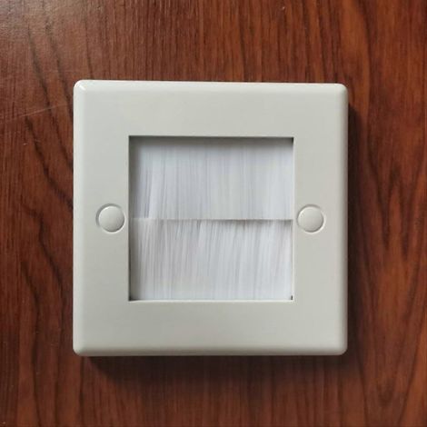 2 Plaques murales noires pour interrupteur, lot de 2 brosses affleurantes, finition mate, accessoire de décoration intérieure, couvre-interrupteur design, pack double. (1/5)
