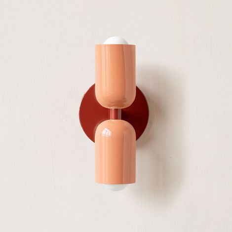 Applique murale vintage crème – Lampe décorative nordique pour couloir, chambre à coucher ou salle de bain – Design double rose avec socle rouge – Éclairage mural élégant et intemporel