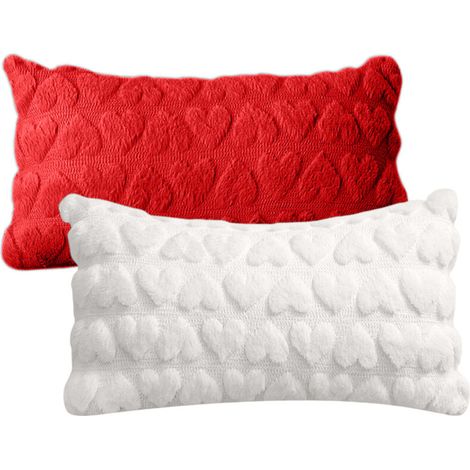 Housses de coussin décoratives « Amour » pour la Saint-Valentin, 45 x 45 cm, lot de 2, rouges, douces et moelleuses, style champêtre, pour la décoration printanière et les fêtes de fin d'année. (1/5)