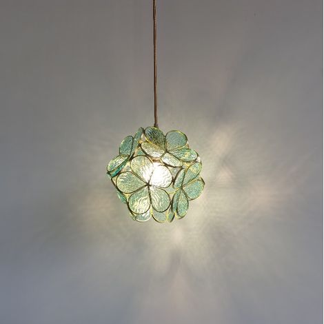 Lampe artisanale japonaise en laiton et verre – Suspension en forme de pétales pour chambre, salle à manger, couloir ou entrée, style nordique et Instagram, idéale pour les jeunes filles (1/5)
