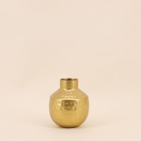 Vase en métal doré martelé, H14m