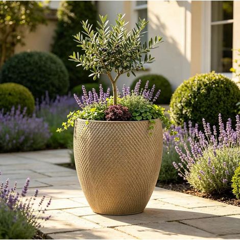 Pot de fleurs en céramique beige Ø46 x H53 cm, grand modèle avec relief géométrique en losanges, trous de drainage, résistant au gel pour jardin, terrasse et balcon – CHICFURN (1/5)