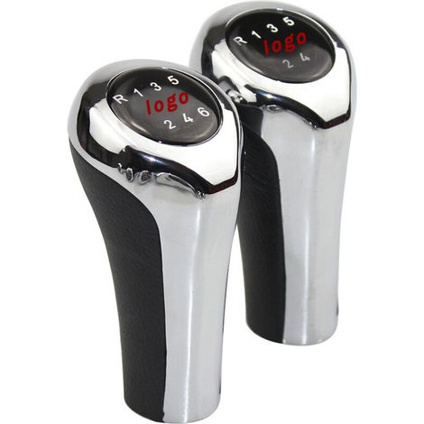 Compatible avec les BMW E34, E36 et E46, ce pommeau de levier de vitesses à finition brillante est un modèle 5 vitesses orné du logo M. Un accessoire classique pour une meilleure tenue de route sur vo