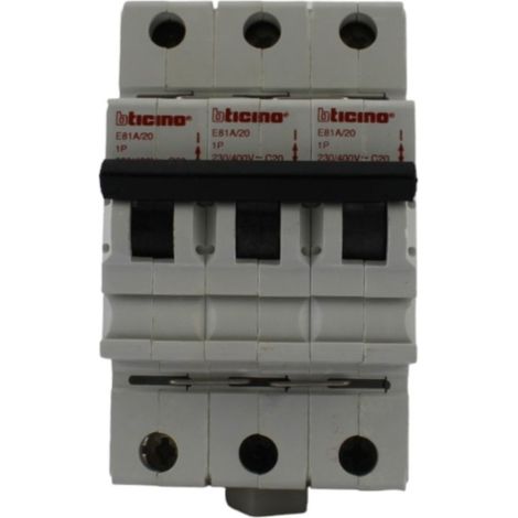 Interruttore magnetotermico 1P 1modulo 10A curva C Bticino (1/2)