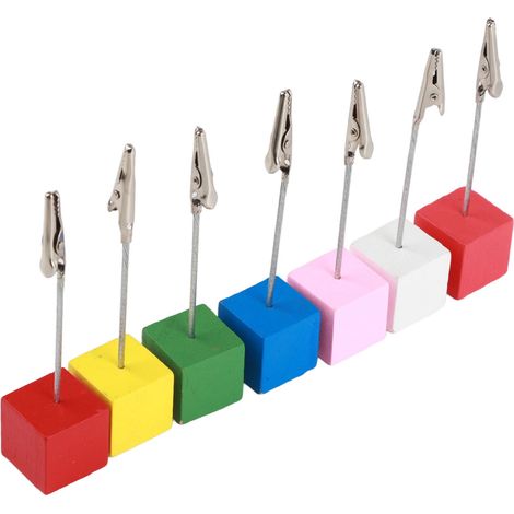 Ce porte-numéros de table simple et portable est doté de 7 emplacements pour cartes et d'un socle en bois coloré. Il peut servir à exposer des photos, des cartes, des notes adhésives et autres objets (1/5)