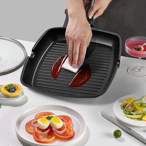 Aluminium Grill Pan 28 cm x 28 cm (1/4)