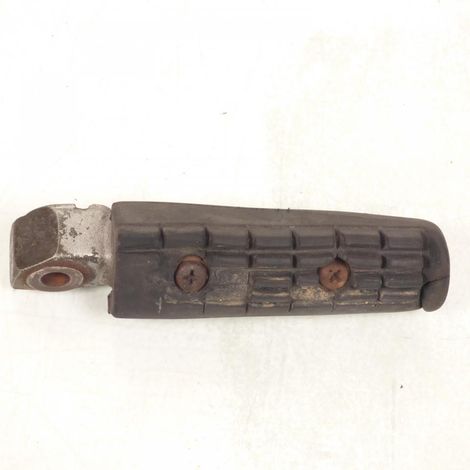 [PRODUIT D'OCCASION] Cale pied passager gauche origine pour moto fixation 20mm Ø8mm (1/2)