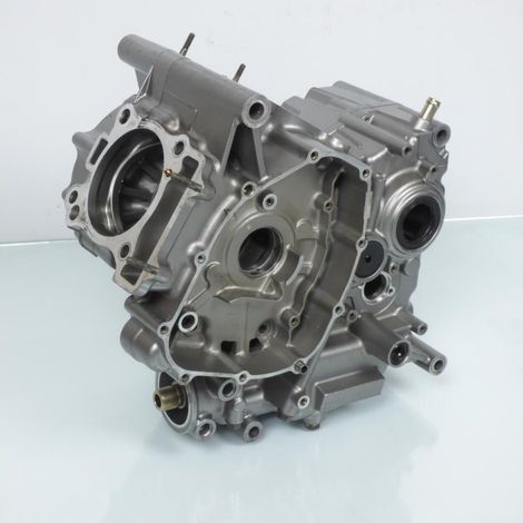 [PRODUIT D'OCCASION] Carter moteur origine pour Moto Suzuki 650 SV 1999 à 2002 P503 (1/5)