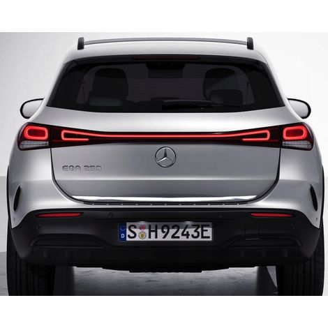 Molduras cromadas para el portón trasero del Mercedes EQA 2021+ (1/5)