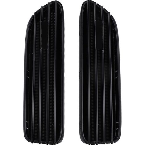 Coperture per prese d'aria laterali (codici articolo: 51137895913, 51137895914) per BMW Serie 3 M3 E46 (2001-2006)