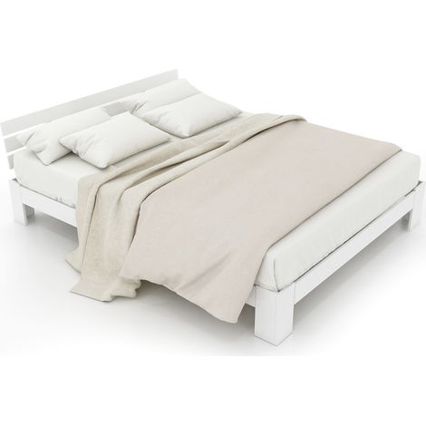 Letto matrimoniale 140x200 cm in legno di pino bianco con testiera e rete a doghe, design rustico compatto per camera da letto piccola  CHICFURN (1/5)