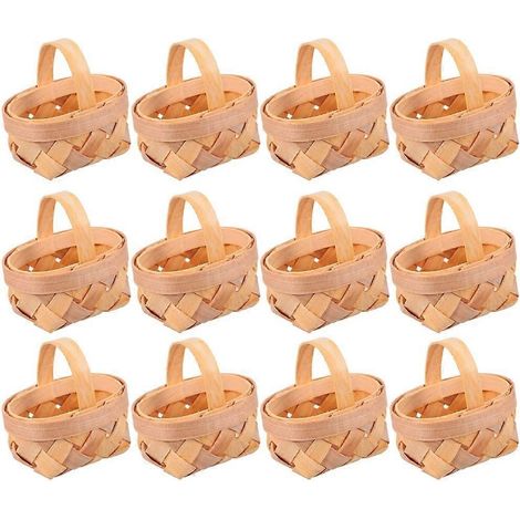 12 mini paniers tressés à la main contenant des copeaux de bois, parfaits comme objets de décoration ou pour ranger des bonbons. (1/5)