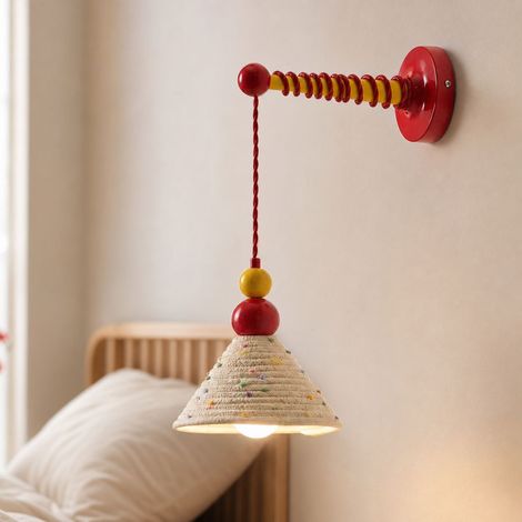 Applique murale tissée design Memphis, abat-jour rose et base colorée rouge/jaune, éclairage LED 3 tons, hauteur réglable, style rétro moderne (1/5)