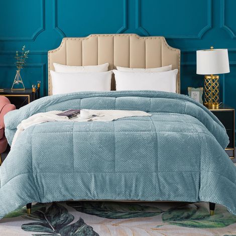 Couette Sherpa Ultra Douce et Moelleuse, réversible, Fausse Fourrure, Lavable en Machine, pour lit Simple/lit Simple XL, Bleu Nuage (1/5)