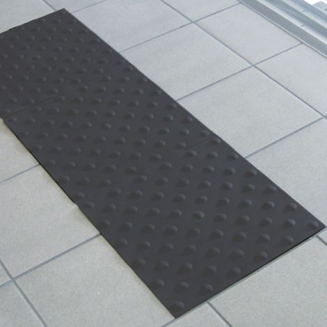 Dinac – Dalle podotactile 450 x 412 mm – TPU souple auto-adhésif – Pour bande d'éveil de vigilance – Usage intérieur uniquement (1/2)
