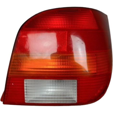 [PRODUIT D'OCCASION] Feu Arriere Droit FORD Fiesta 94-96 ♻️ Ref Oe. 7070864 - Garantie à vie (1/3)