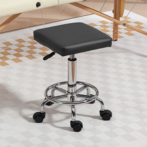 Sgabello girevole regolabile con sedile imbottito, poggiapiedi e ruote per soggiorno e officina, 34x34x50-66 cm, nero. (1/5)