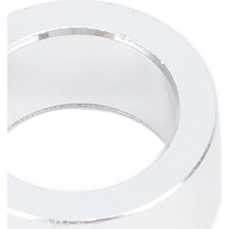 Les quatre bagues intermédiaires de l'arbre de direction sont en alliage d'aluminium et sont compatibles avec les modèles F54 1500, 2500, 3500, 4500 et 5500. (1/5)