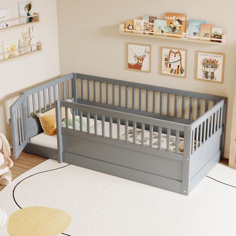 Lit enfant 90 x 200 cm, cadre de lit en bois avec barrière et porte, gris, antidérapant à la base, espace de rangement caché