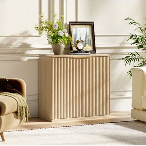 Buffet 80x40x80 cm décor chêne clair en MDF avec 2 portes et façade rainurée (1/5)