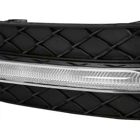 Paire de feux de jour à LED (DRL) et feux antibrouillard compatibles avec Mercedes-Benz Classe C W204 C250 C300 (2011-2013) (1/5)