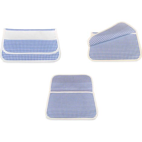 SACHET d'ASILE à CARREAUX FILS TEINTS avec de la toile AÏDA à broder le nom de Bleu (1/2)