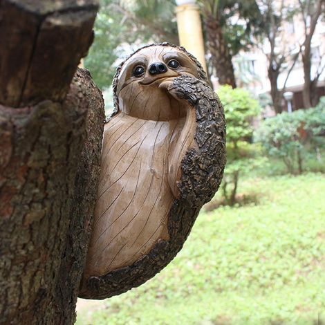 Neue hängende Faultierfigur, Dekoration für Terrasse und Garten, zum Aufhängen an einem Baum, Tierfigur aus Kunstharz, die ein Baumgesicht darstellt. (1/5)