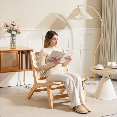 Sillón salón lectura de madera con ratán natural HAVRYA (1/5)