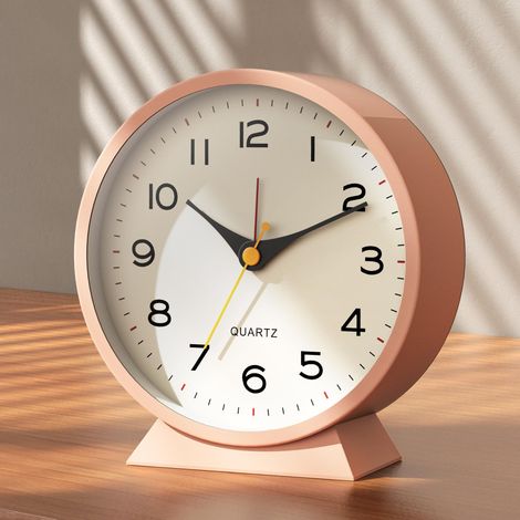 Réveil Matin analogique 4,5" – Réveil rétro en métal, Silencieux sans tic-tac, à Pile avec lumière Nocturne, pour Chambre, Bureau ou Table de Chevet (Rose) (1/5)