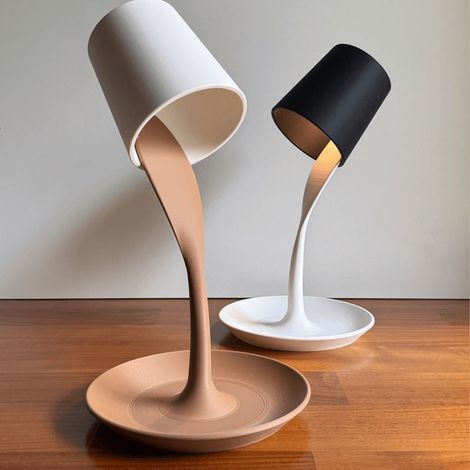 Lampada da scrivania a LED con mensola, senza fili, a batteria, decorativa, ideale per camera da letto o soggiorno, disponibile in bianco e nero. (1/4)