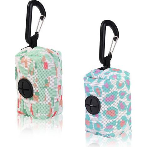 Deux distributeurs de sacs à déjections canines avec crochets à dégagement rapide, parfaits pour les promenades avec votre chien.