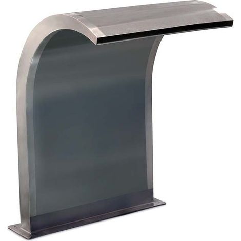 Una cascata per piscina in acciaio inox, modello curvo.
