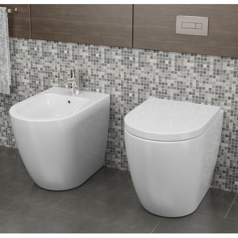 Sanitari Donna Round filo muro a terra wc + bidet e sedile soft-close in ceramica