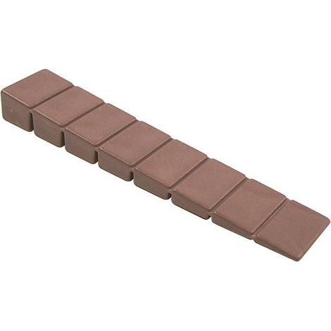 HERRAJES ALK cuña plástico ranurada marron p/calzar muebles , La cuña ranurada para calzar mueble es un accesorio cuya función es calzar o nivelar muebles. Permite estabilizar y